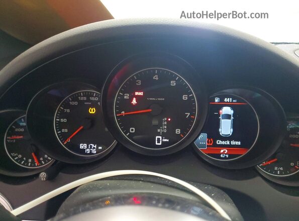WP1AA2A26JKA01512 2018 PORSCHE CAYENNE Белый 