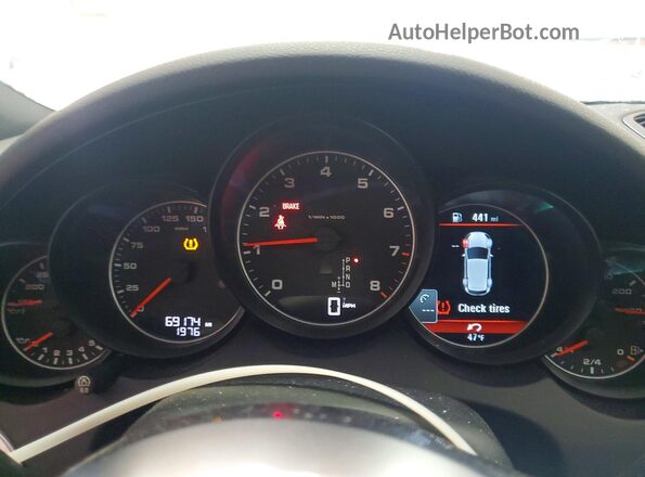 WP1AA2A26JKA01512 2018 PORSCHE CAYENNE Белый 