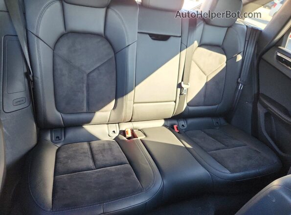 WP1AA2A50LLB03850 2020 PORSCHE MACAN White Vista del salpicadero