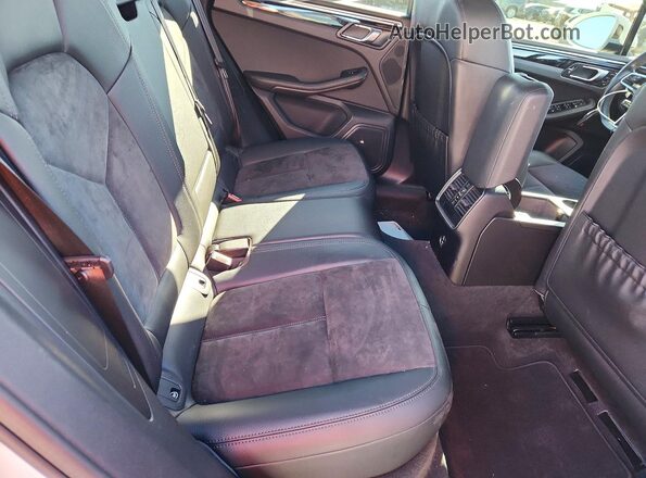 WP1AA2A50LLB03850 2020 PORSCHE MACAN White Vista interior trasera