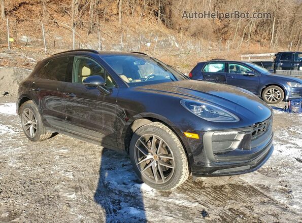 WP1AA2A51PLB03510 2023 PORSCHE MACAN Черный Передняя правая четверть