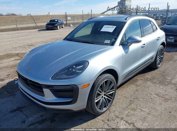 WP1AA2A51TLB05073 2026 PORSCHE MACAN Gray Առջևի ձախ երեք քառորդ տեսարան