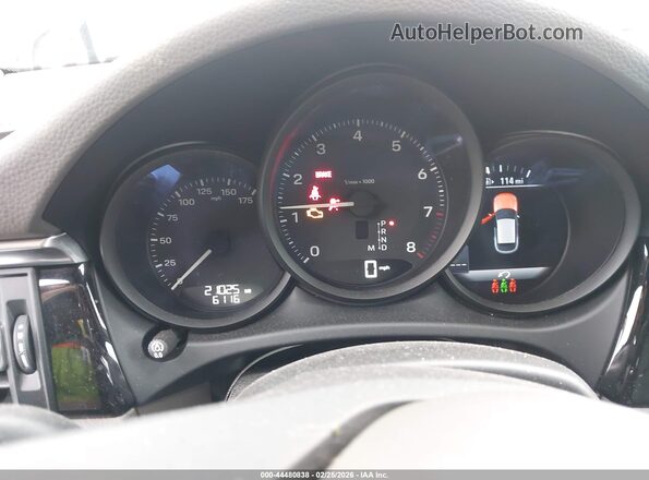 WP1AA2A52PLB21174 2023 PORSCHE MACAN White Widok tylnych siedzeń
