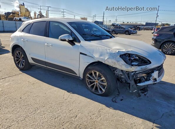 WP1AA2A52RLB13398 2024 PORSCHE MACAN White 