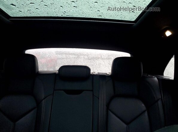 WP1AA2A55LLB06470 2020 PORSCHE MACAN Черный 