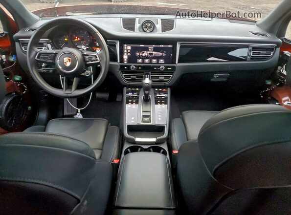 WP1AA2A55RLB11077 2024 PORSCHE MACAN Orange Вид панелі приладів