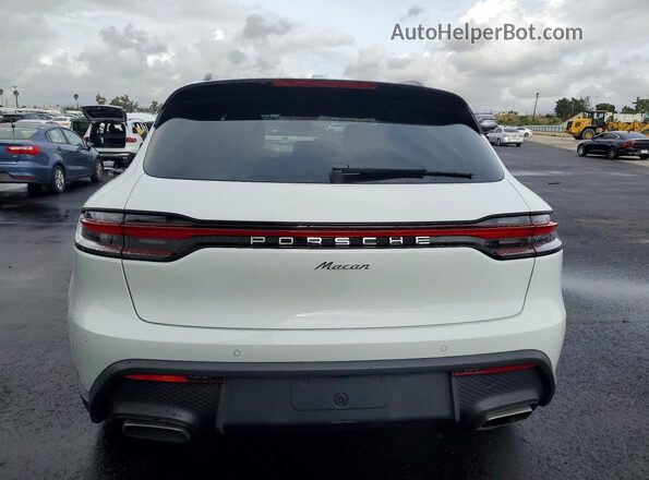 WP1AA2A55RLB20992 2024 PORSCHE MACAN White 