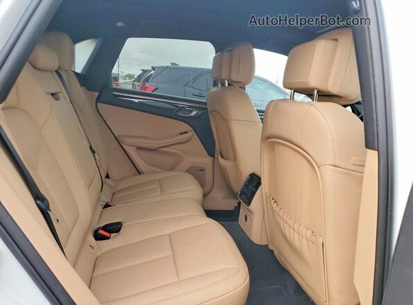 WP1AA2A55RLB20992 2024 PORSCHE MACAN White 