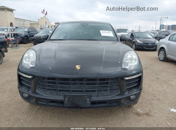 WP1AA2A58JLB19159 2018 PORSCHE MACAN Black Rear interior view