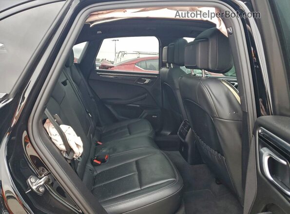WP1AA2A5XMLB04683 2021 PORSCHE MACAN Черный Вид задней части салона