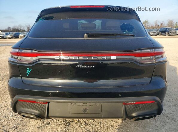 WP1AA2A5XSLB03837 2025 PORSCHE MACAN Black Rear view