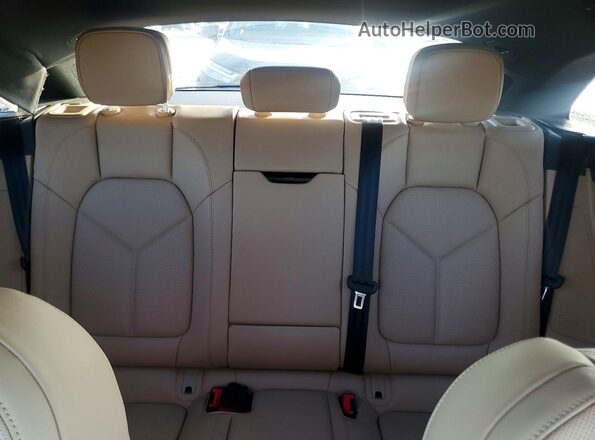 WP1AA2A5XSLB03837 2025 PORSCHE MACAN Black Rear seats view