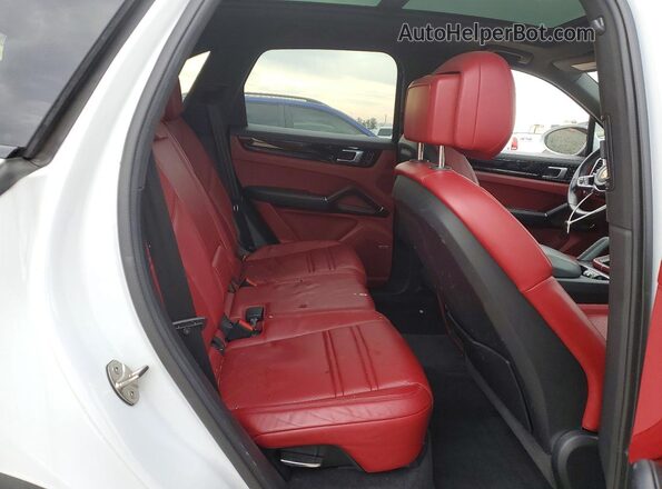 WP1AA2AY2MDA09569 2021 PORSCHE CAYENNE Белый 