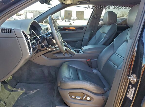 WP1AA2AY6LDA02154 2020 PORSCHE CAYENNE Blue Vista interior delantera
