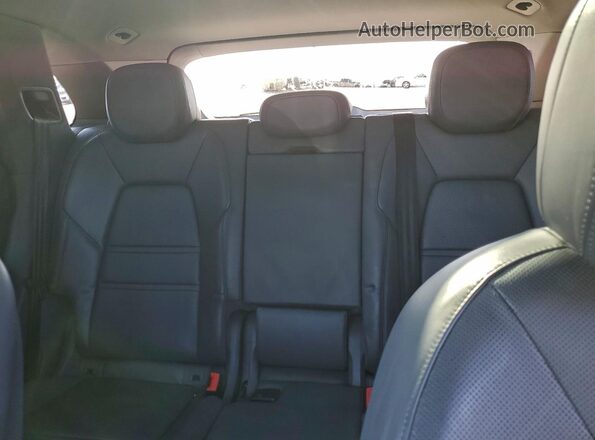 WP1AA2AY6LDA02154 2020 PORSCHE CAYENNE Blue Vista de los asientos traseros