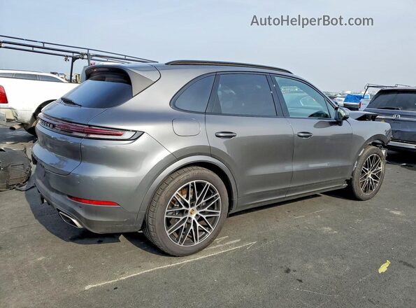 WP1AA2AY9RDA09740 2024 PORSCHE CAYENNE Gray უკანა მარჯვენა