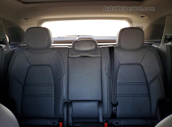 WP1AA2AYXMDA03146 2021 PORSCHE CAYENNE White Вид задніх сидінь
