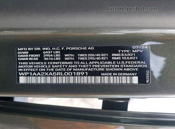 WP1AA2XA5RL001891 2024 PORSCHE MACAN Green 