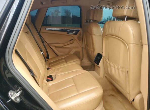 WP1AB2A50GLB50282 2016 PORSCHE MACAN Black უკანა სავარძლების ხედი