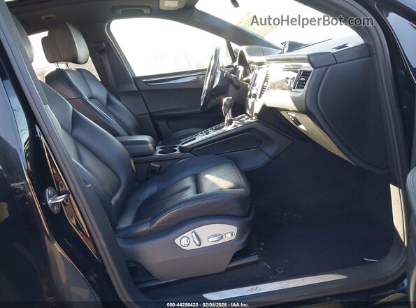 WP1AB2A51GLB54065 2016 PORSCHE MACAN Black Սալոնի դիմացի տեսք