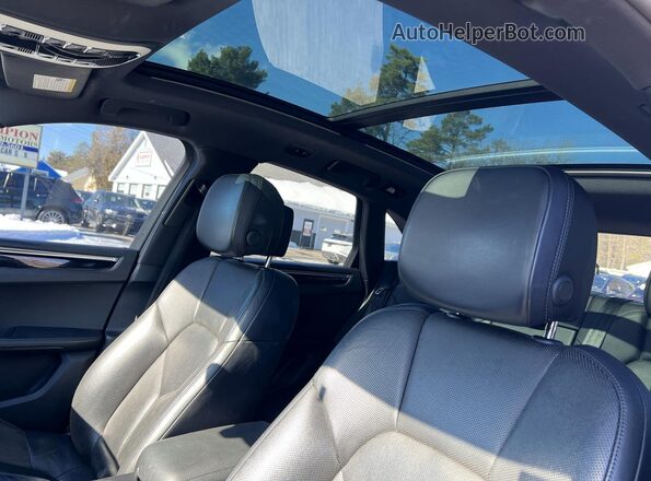 WP1AB2A58HLB10081 2017 PORSCHE MACAN Серый Вид щитка приборов
