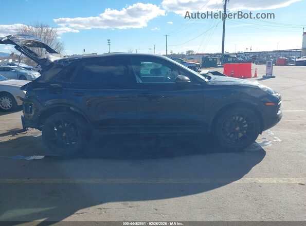 WP1AB2AY4LDA27115 2020 PORSCHE CAYENNE Черный Вид задней части салона