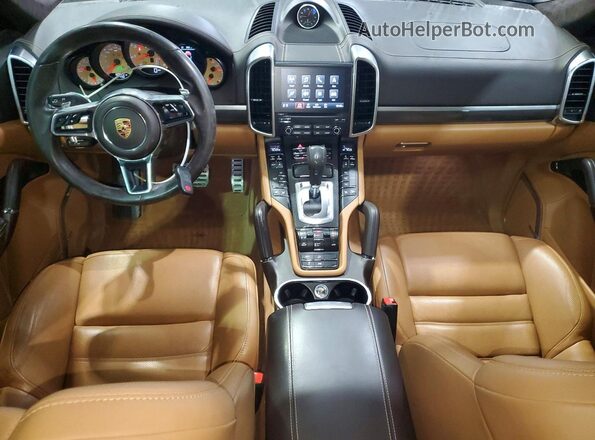 WP1AC2A21JLA85324 2018 PORSCHE CAYENNE Black Առջևի վահանակի տեսք