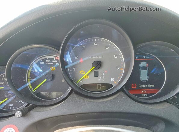 WP1AE2A29HLA74933 2017 PORSCHE CAYENNE Gray Вид щитка приладів