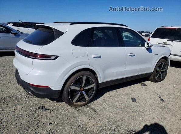 WP1AE2AY7SDA17281 2025 PORSCHE CAYENNE White Trasero derecho