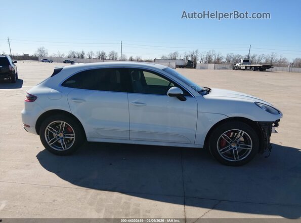 WP1AF2A51GLB91511 2016 PORSCHE MACAN White Вид задньої частини салону