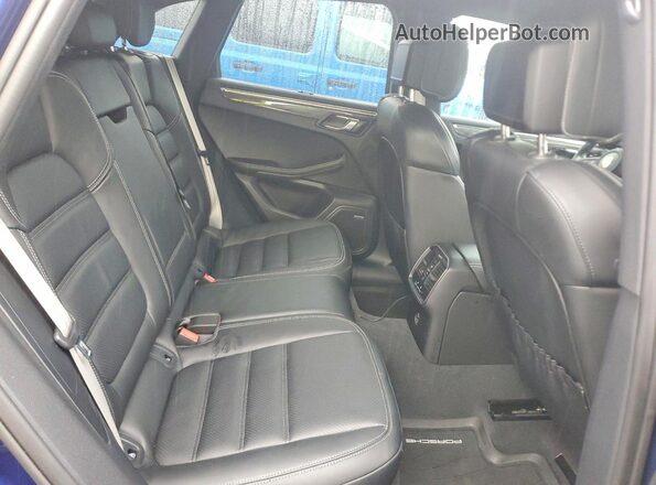 WP1AF2A55SLB50209 2025 PORSCHE MACAN Blue უკანა სალონის ხედი
