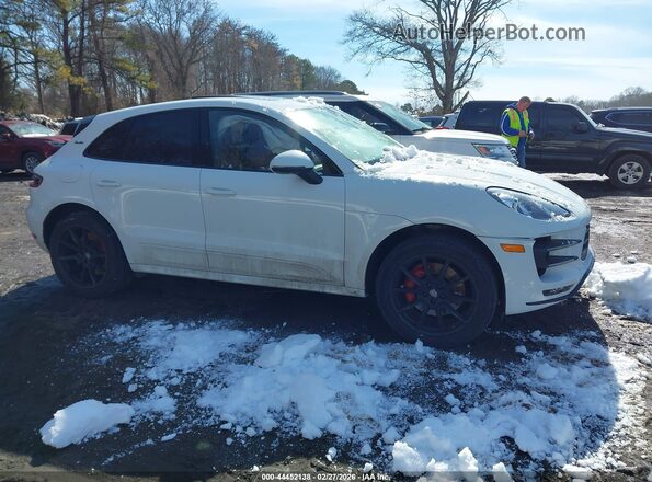 WP1AF2A56JLB70659 2018 PORSCHE MACAN White Սալոնի հետևի տեսք