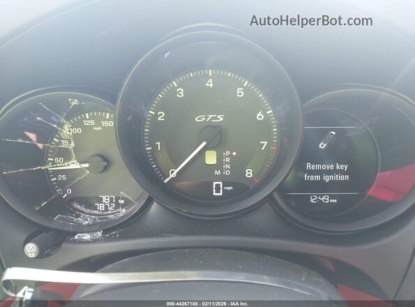 WP1AF2A59TLB60419 2026 PORSCHE MACAN White Widok tylnych siedzeń