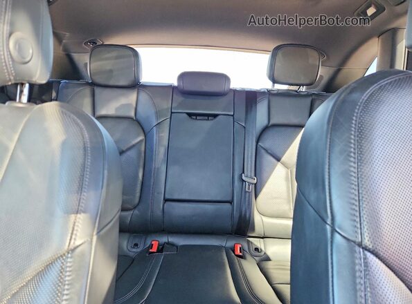 WP1AG2A50NLB24327 2022 PORSCHE MACAN Black Widok tylnych siedzeń
