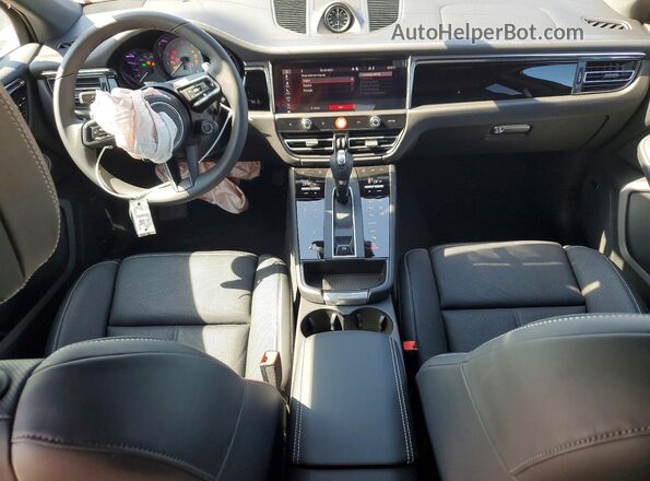 WP1AG2A55SLB42558 2025 PORSCHE MACAN Red Вид панелі приладів