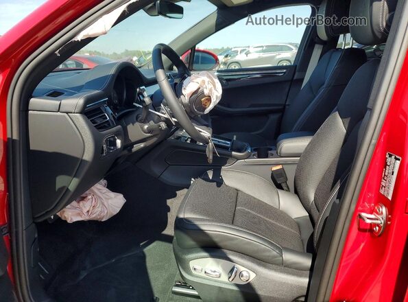 WP1AG2A55SLB42558 2025 PORSCHE MACAN Red Вид салону спереду