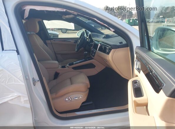 WP1AG2A55SLB43368 2025 PORSCHE MACAN Белый Вид салона спереди