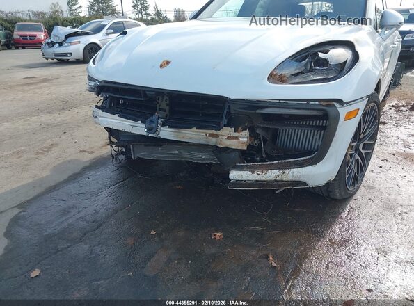 WP1AG2A55SLB43368 2025 PORSCHE MACAN Белый Вид задней части салона