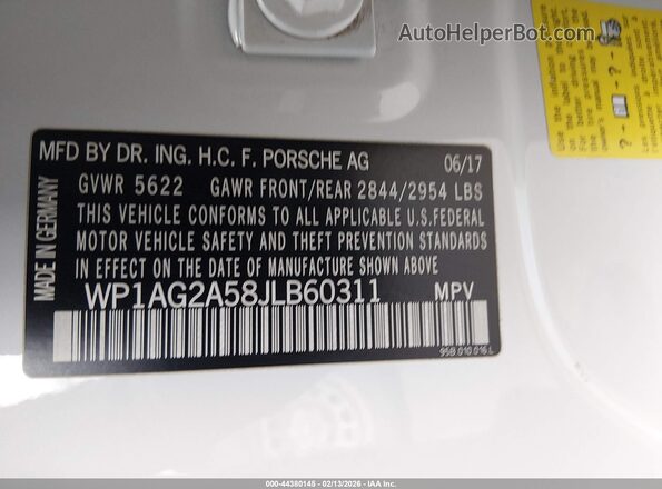 WP1AG2A58JLB60311 2018 PORSCHE MACAN White 