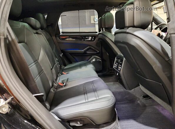 WP1AG2AY1PDA18413 2023 PORSCHE CAYENNE Black Սալոնի հետևի տեսք