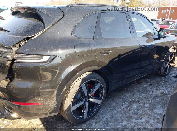 WP1AM2AY5SDA27536 2025 PORSCHE CAYENNE Черный Задняя правая четверть