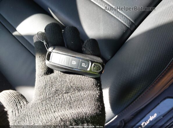 WP1AM2AY5SDA27536 2025 PORSCHE CAYENNE Черный Вид панели приборов