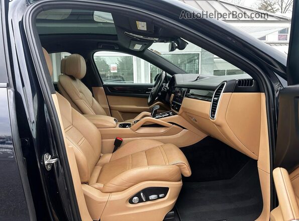 WP1BA2AY6LDA48233 2020 PORSCHE CAYENNE Blue Դիմացի տեսք