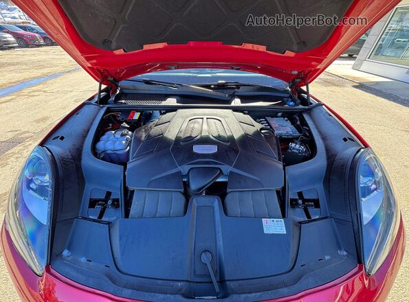 WP1BA2AYXMDA40749 2021 PORSCHE CAYENNE Red Вид салону спереду