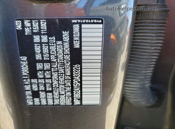WP1BG2AY5PDA33226 2023 PORSCHE CAYENNE Gray 