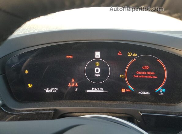 WP1BG2AY6SDA45006 2025 PORSCHE CAYENNE Silver ხელსაწყოთა პანელის ხედი