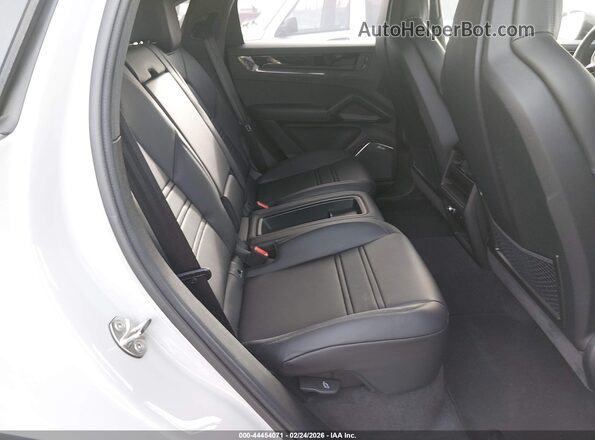 WP1BK2AY2SDA49259 2025 PORSCHE CAYENNE Gray VIN sticker view
