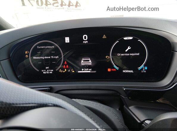 WP1BK2AY2SDA49259 2025 PORSCHE CAYENNE Gray Rear seats view