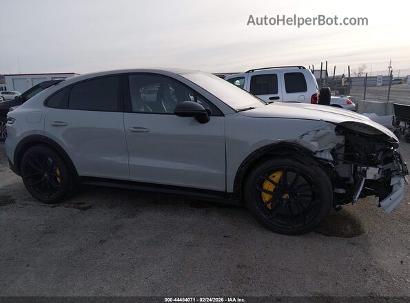 WP1BK2AY2SDA49259 2025 PORSCHE CAYENNE Gray Rear interior view