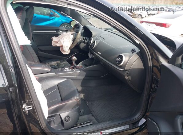 WUABWGFF0J1900617 2018 AUDI RS3 Black Widok wnętrza z przodu